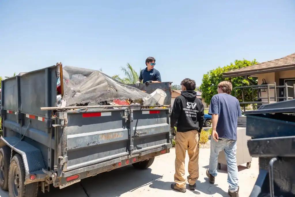 Trash and Junk Removal in Santa Monica