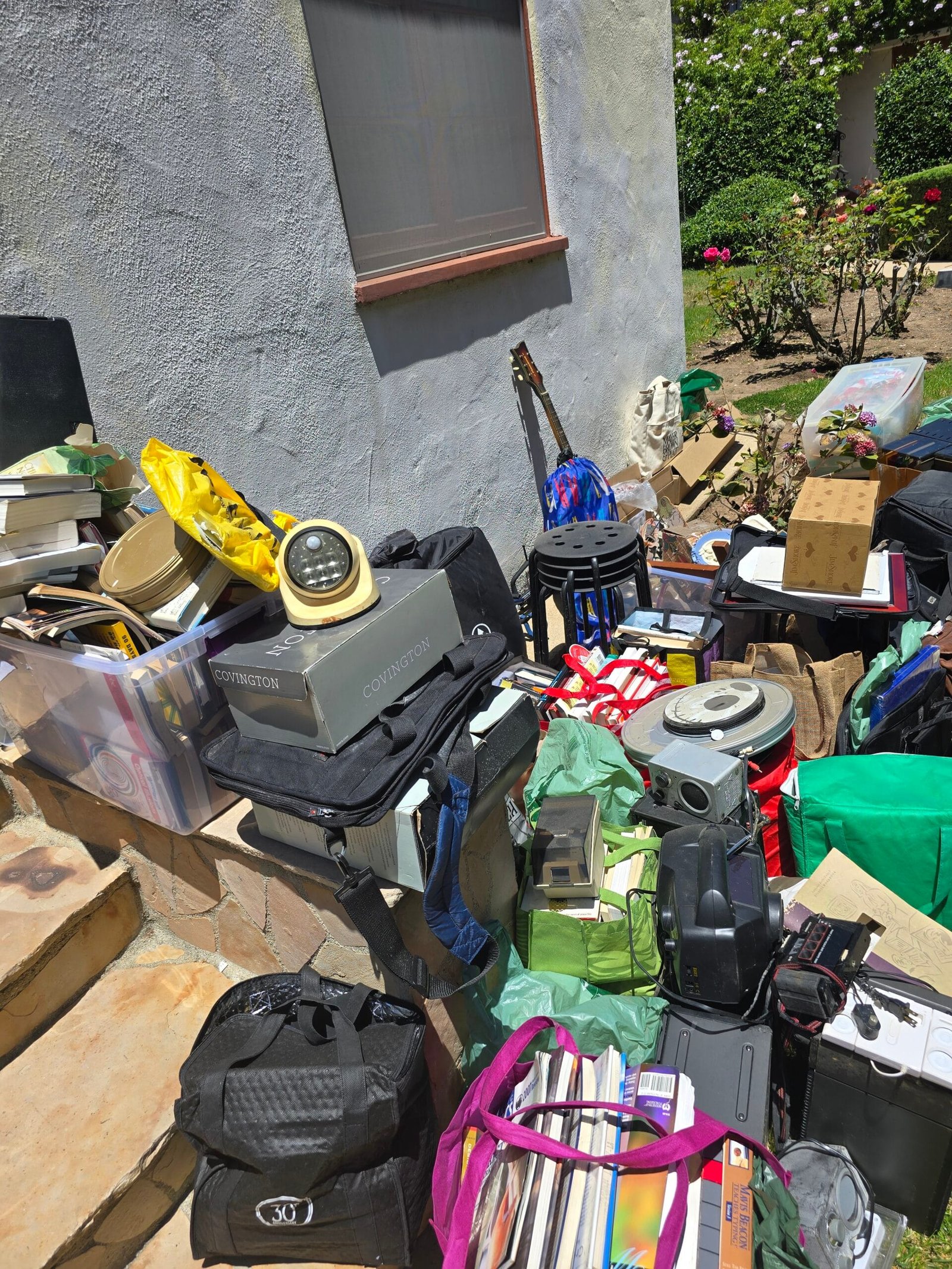 Junk and Hauling Near Me in Van Nuys 1 junk and hauling near me