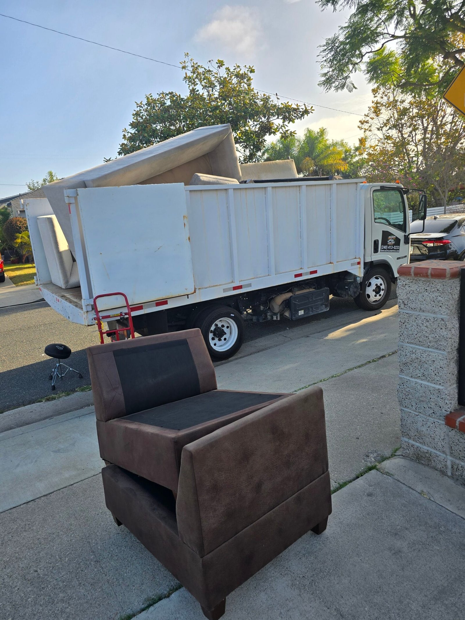 Pool Table Removal Los Angeles: How to Get a Slate Table Out Without Wrecking a Room 2 pool table removal Los Angeles crew disassembling a slate pool table