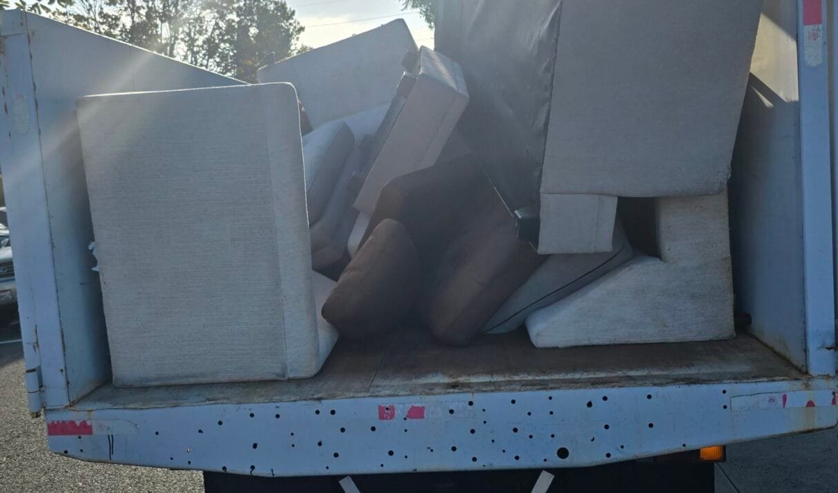 Same-Day Furniture Pickup Near Me: How Rapid Junk Pros Gets It Out Today