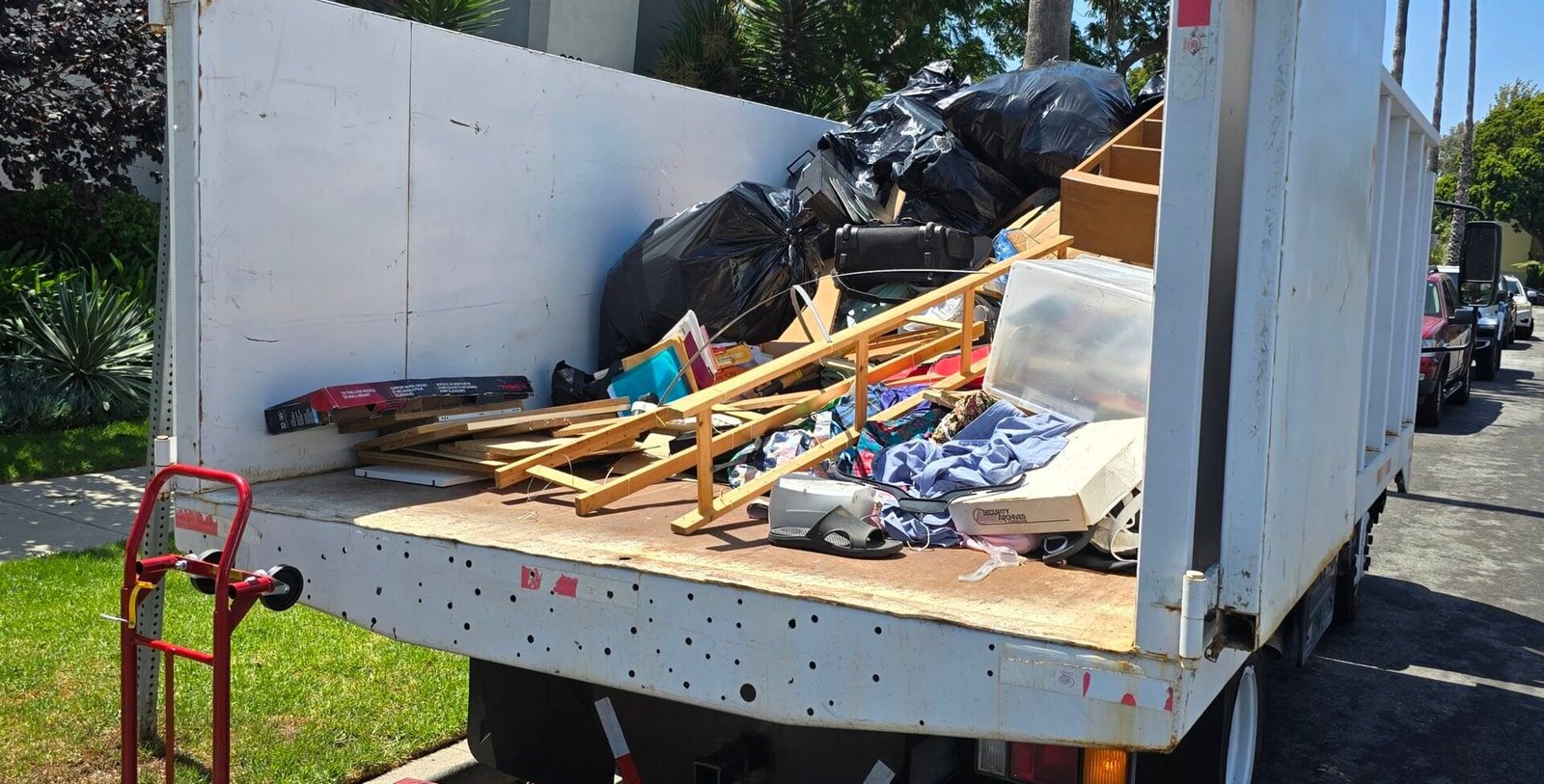 Junk Removal in Arts District, Los Angeles 1 Junk removal in Arts District Los Angeles