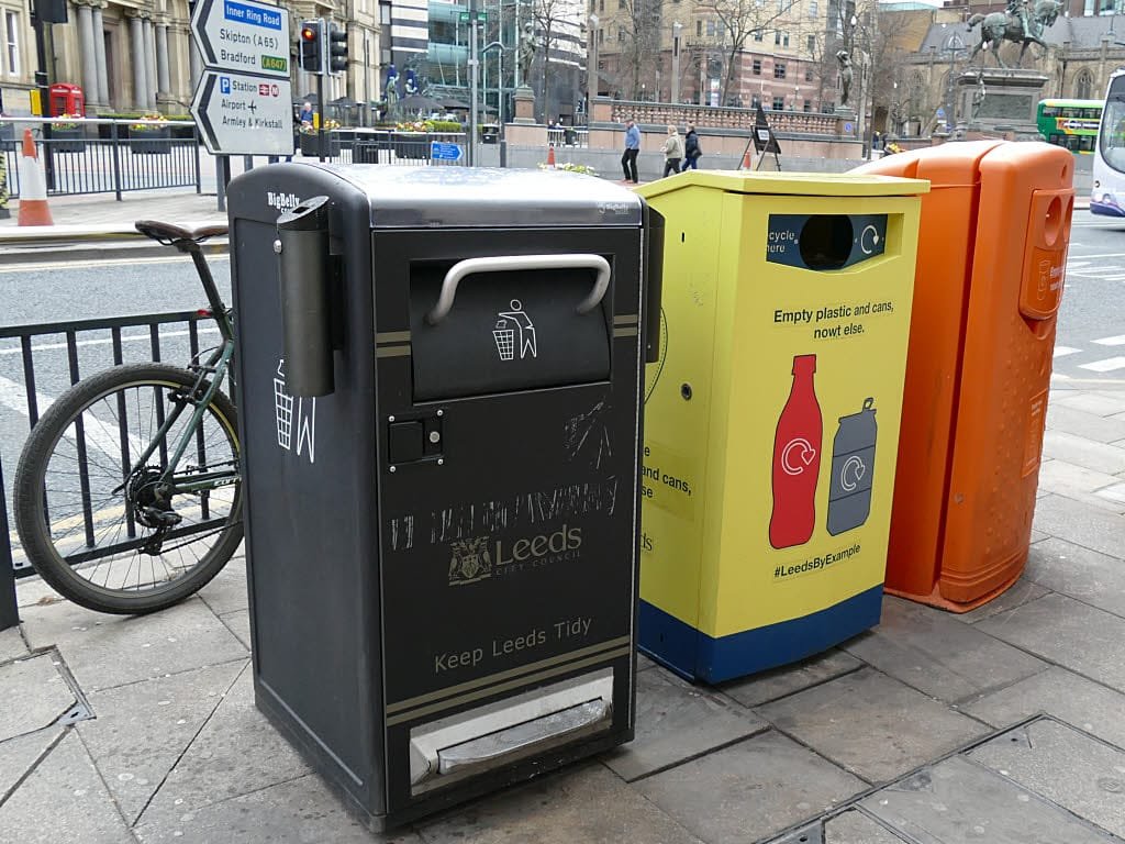 How to Reduce Valet Trash Contamination and Avoid Recycling Fines in California 1 valet trash contamination